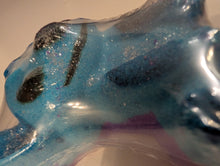 Load image into Gallery viewer, Cute Alien Bath Bomb 145g | various scents image 5