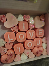 Load image into Gallery viewer, “I Love You” Wax Melt Gift Box – Customizable Handmade Wax Melt Set