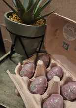 Load image into Gallery viewer, Personalized Easter Egg Carton β Wax Melt Gift Set β Custom Soy Wax Melts