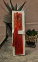Load image into Gallery viewer, Resin bookmark