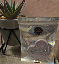 Load image into Gallery viewer, Geode Heart Wax Melt (35g)