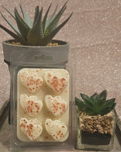 Load image into Gallery viewer, soy wax melt double heart clamshell - gift idea, birthday gift, gifts for her, gifts for him , scented gift