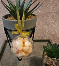 Load image into Gallery viewer, Wax Melt Bauble β 6cm Festive Decoration Filled with 25 Mini Heart Wax Melts | Ready-Made or Made-to-Order Scents | Christmas Gift | Handmade Home Fragrance