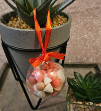 Load image into Gallery viewer, Wax Melt Bauble – Festive 5cm Christmas Decoration Filled with 28g Wax Melt Scoopies | Scented Gift | Holiday Home Fragrance | Handmade Gift Idea