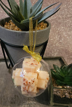 Load image into Gallery viewer, Wax Melt Bauble – 7cm Festive Decoration Filled with 9–10 Wax Melt Samples | Made to Order | Christmas Gift | Handmade Home Fragrance