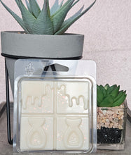 Load image into Gallery viewer, Ghost Scented Wax Melts - Burner Clamshell