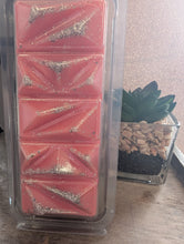 Load image into Gallery viewer, Fantasy Scented Wax Melts -Geode Clamshell