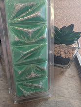 Load image into Gallery viewer, Aura Scented Wax Melts -Geode Clamshell