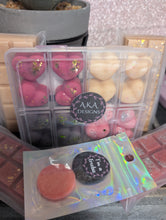 Load image into Gallery viewer, Bargain Boxes - Perfume Theme