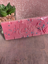 Load image into Gallery viewer, Waxident Woopsie Wax Melts – Discounted Broken & Imperfect Melts - Scented gift - Home Fragrance