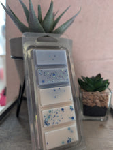 Load image into Gallery viewer, seaside wind Scented Wax Melts - 5 cell Clamshell