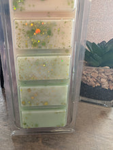 Load image into Gallery viewer, spanish Pet Scented Wax Melts - 5 cell Clamshell