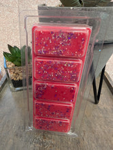 Load image into Gallery viewer, Berry Comfort Wax Melt Clamshell | 50g