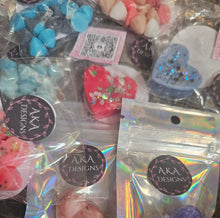 Load image into Gallery viewer, Variety Wax Melt Sample Box – 20 Unique Scents | Hand-Poured Wax Melts