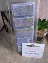 Load image into Gallery viewer, Extraterrestrial Scented Wax Melts - 5 cell Clamshell
