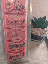 Load image into Gallery viewer, Lost cherry Scented Wax Melts -bow Clamshell