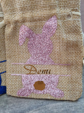 Load image into Gallery viewer, Personalized Easter Jute Bag β Small Gift Bag with Bunny Design β Custom Easter Treat Bag β Filled or Unfilled