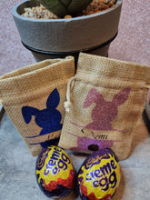 Load image into Gallery viewer, Personalized Easter Jute Bag β Small Gift Bag with Bunny Design β Custom Easter Treat Bag β Filled or Unfilled