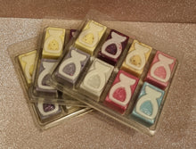Load image into Gallery viewer, soy wax melt 8 cell burner clamshell - perfume collections