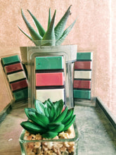 Load image into Gallery viewer, soy wax melt 5 cell clamshell - gift idea, birthday gift, gifts for her, gifts for him , scented gift