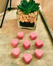 Load image into Gallery viewer, soy wax melt wedding favor in organza bag with personalized tag - favor idea, wedding gift for guests, wedding favor ideas