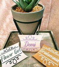 Load image into Gallery viewer, personalized wedding favor pillow box - gift box, favor idea, wedding gift for guests, DIY wedding favor