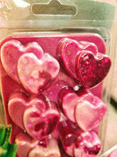 Load image into Gallery viewer, soy wax melt double heart clamshell - gift idea, birthday gift, gifts for her, gifts for him , scented gift