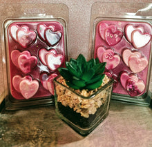 Load image into Gallery viewer, soy wax melt double heart clamshell - gift idea, birthday gift, gifts for her, gifts for him , scented gift