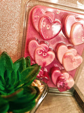 Load image into Gallery viewer, soy wax melt double heart clamshell - gift idea, birthday gift, gifts for her, gifts for him , scented gift