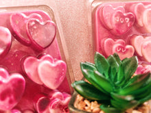 Load image into Gallery viewer, soy wax melt double heart clamshell - gift idea, birthday gift, gifts for her, gifts for him , scented gift