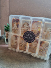 Load image into Gallery viewer, French bull dog shaped wax melts sample box