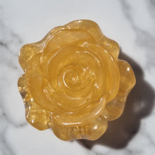 Load image into Gallery viewer, Resin rose