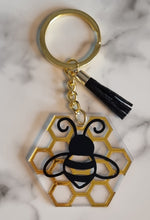Load image into Gallery viewer, Honeycomb bee keyring