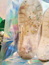 Load image into Gallery viewer, Santa’s boot shaped wax melt - made to order