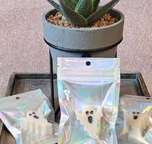 Load image into Gallery viewer, Ghost wax melt - Ghost scent
