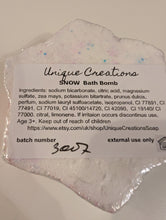 Load image into Gallery viewer, Snowflake Bath Bomb | 200g Winter Bath Fizzy | Snow Scent | Christmas Gift image 3
