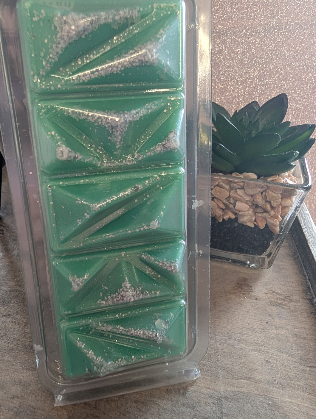 Aura Scented Wax Melts -Geode Clamshell