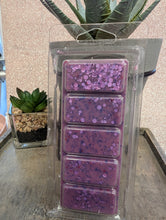 Load image into Gallery viewer, Violet Candy – 50g Wax Melt Clamshell
