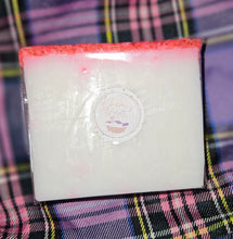 Load image into Gallery viewer, coconut dream soap bar image 0
