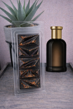 Load image into Gallery viewer, Bottled elixir Scented Wax Melts -Geode Clamshell
