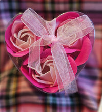 Load image into Gallery viewer, Soap roses 3 pack - pink image 0
