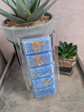 Load image into Gallery viewer, Eross Scented Wax Melts - 5 cell Clamshell
