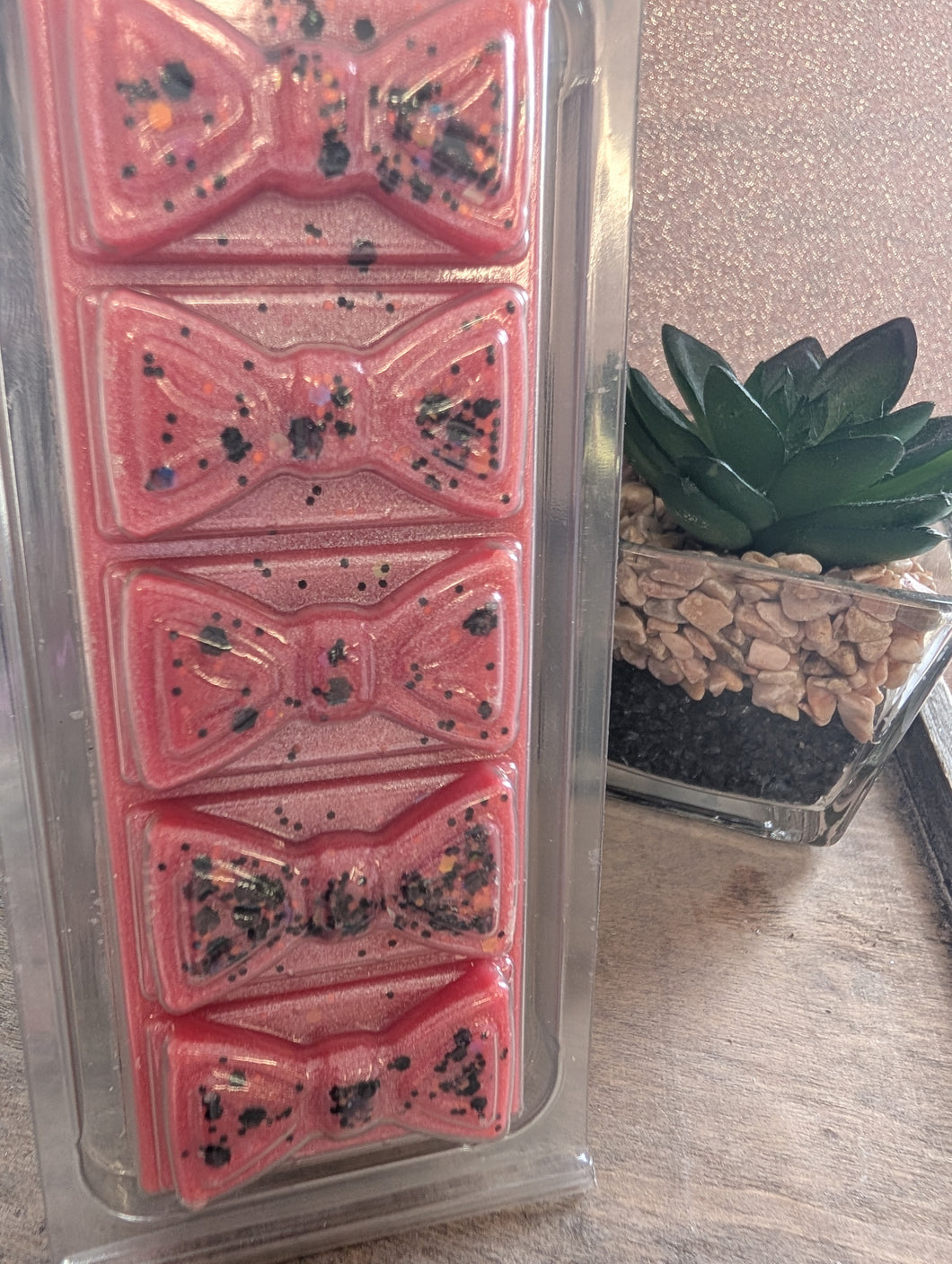 Lost cherry Scented Wax Melts -bow Clamshell