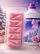 Load image into Gallery viewer, Blooming wonderland Scented Wax Melts -Geode Clamshell
