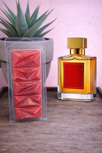 Load image into Gallery viewer, Rouge Scented Wax Melts -Geode Clamshell
