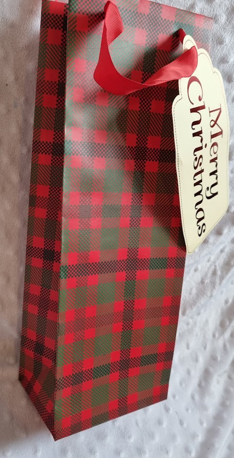 Tartan Merry Christmas bottle bag.