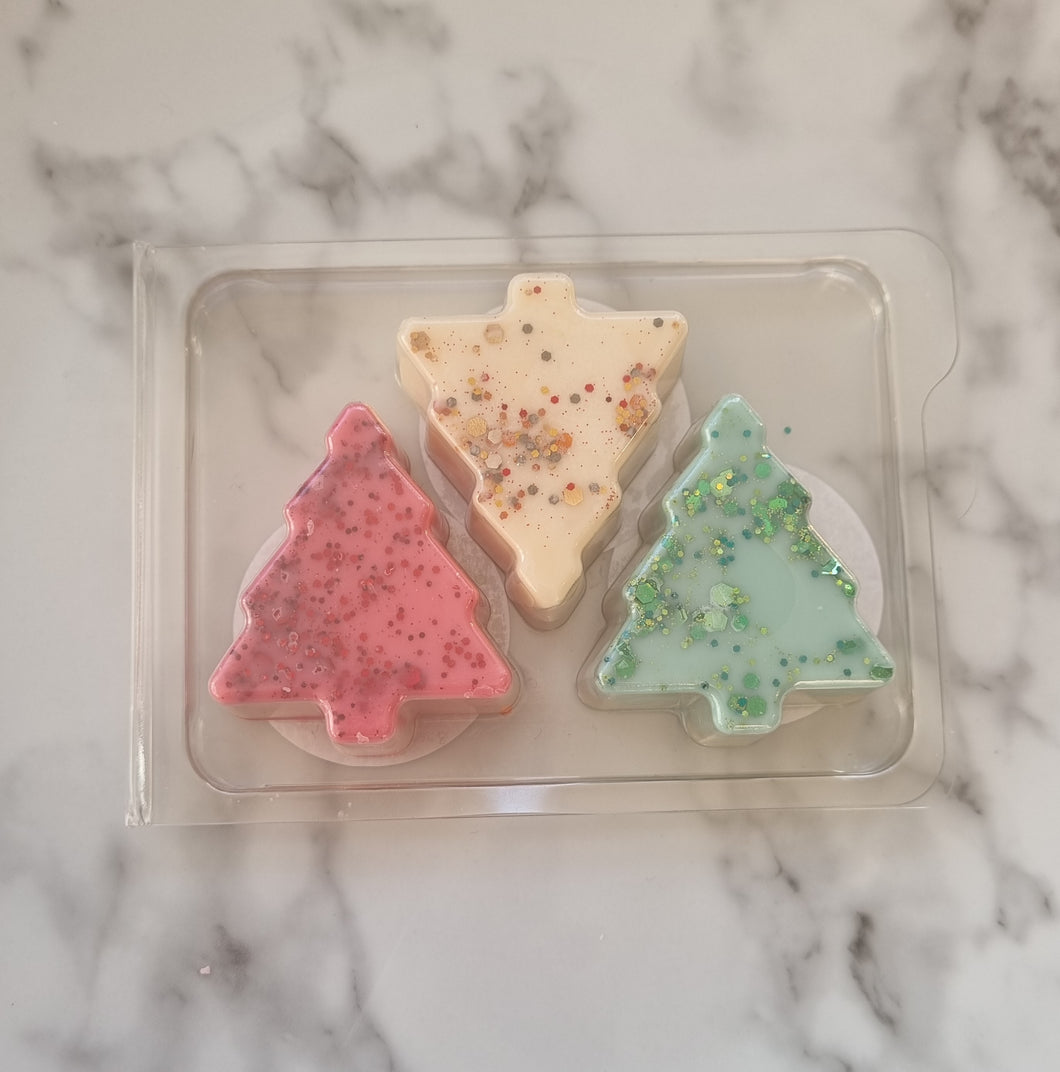 Christmas tree wax melt clamshells - Christmas tree, mulled pear and cranberry & spiced orange clove and cinnamon (premade)