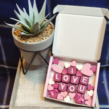 Load image into Gallery viewer, &quot;I Love You&quot; Wax Melt Gift Box – 92g of Scented Wax
