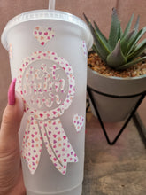 Load image into Gallery viewer, 24oz Cold Cup with Medal Design – Best Mum Ever | Customizable Gift for Mum
