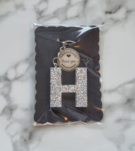 Load image into Gallery viewer, Resin letter keyring with glitter
